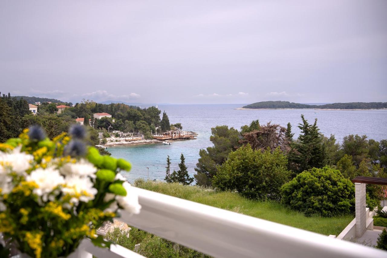 Feelhvar Along Bluelagoon Beach Hvar Town Eksteriør bilde